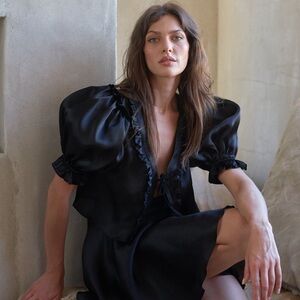 NWT Selkie The Babydoll Blouse in black size xs